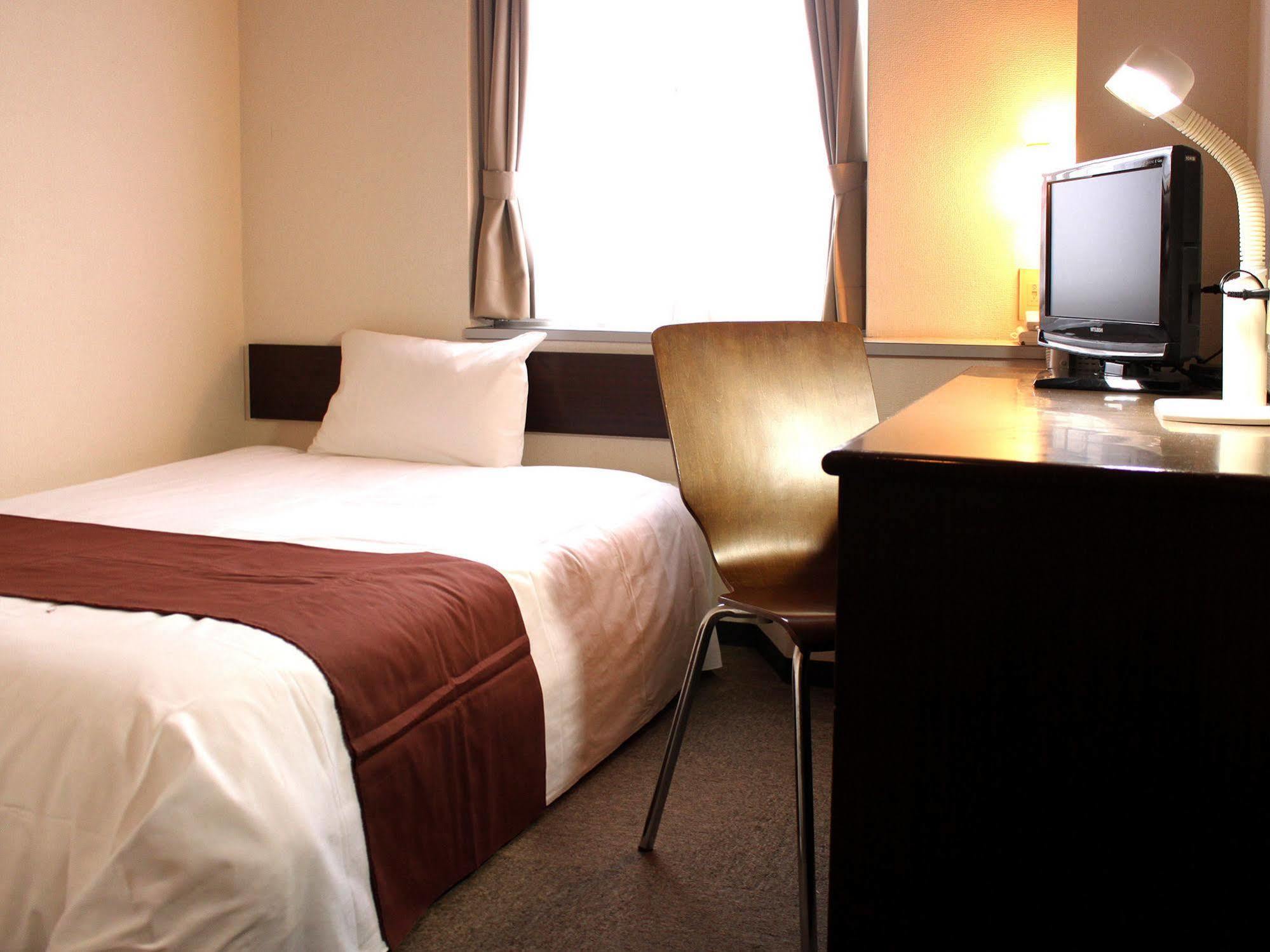 Hotel Livemax Budget Iyo Mishima Shikokuchuo Exterior photo